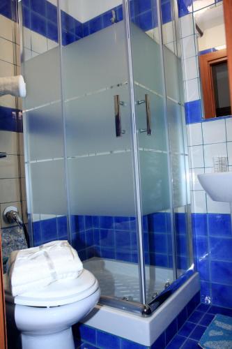 B&B Mitilini Central Station