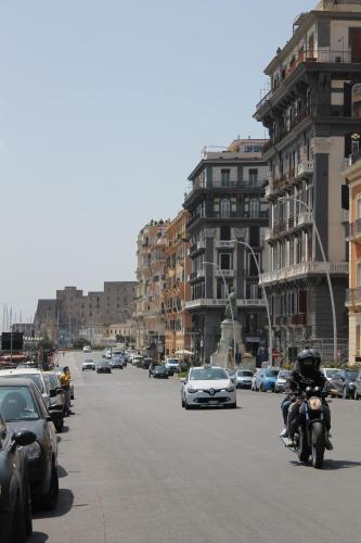 Bed No Breakfast AK 2