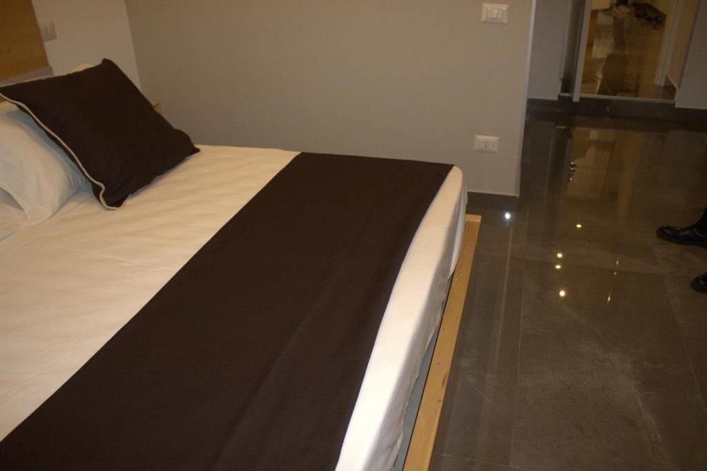 Be Italian Room Bovio 23