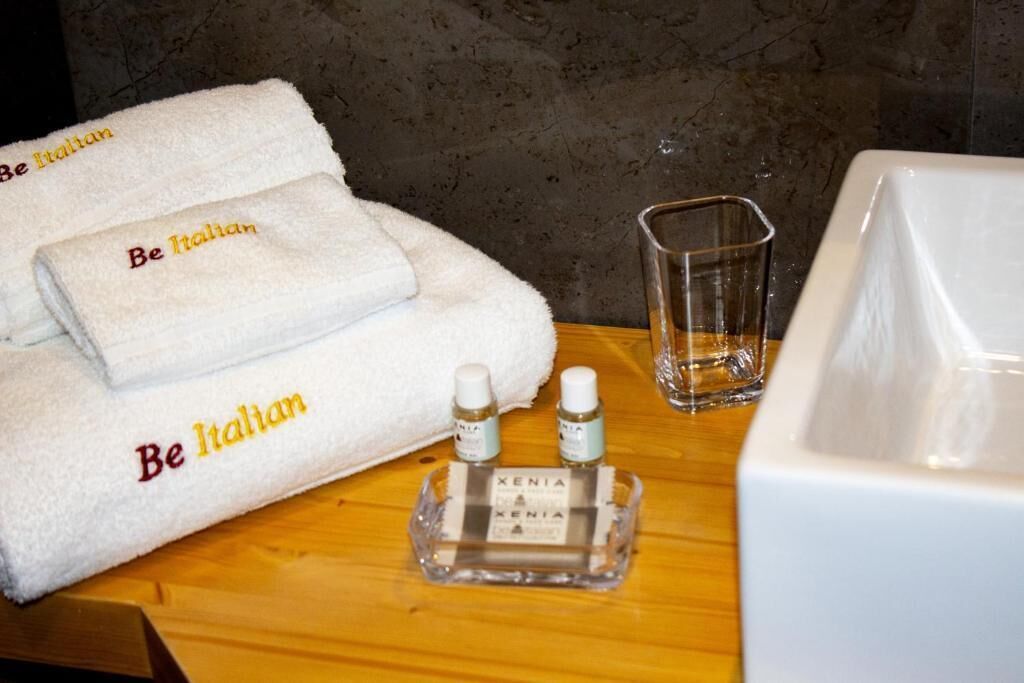 Be Italian Room Bovio 23