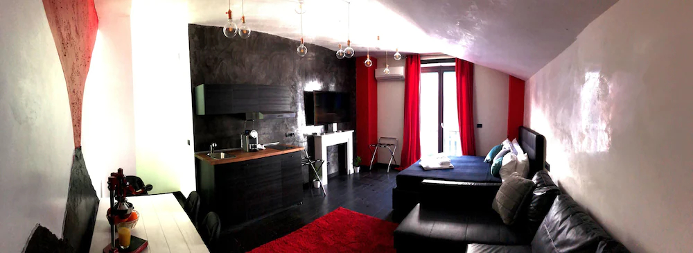 Babylon Luxury Suite & Apartments