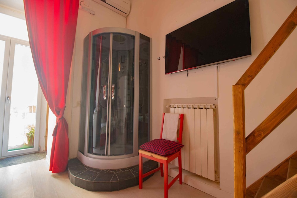 Carafa's Central Apartments