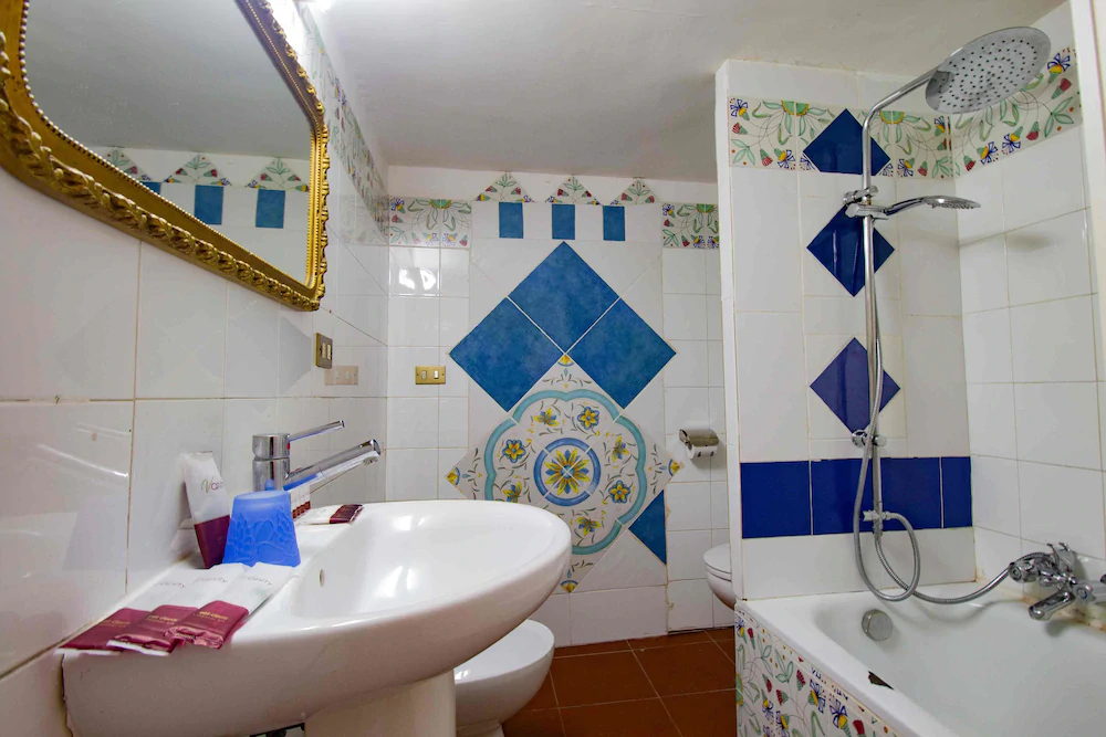 Carafa's Central Apartments