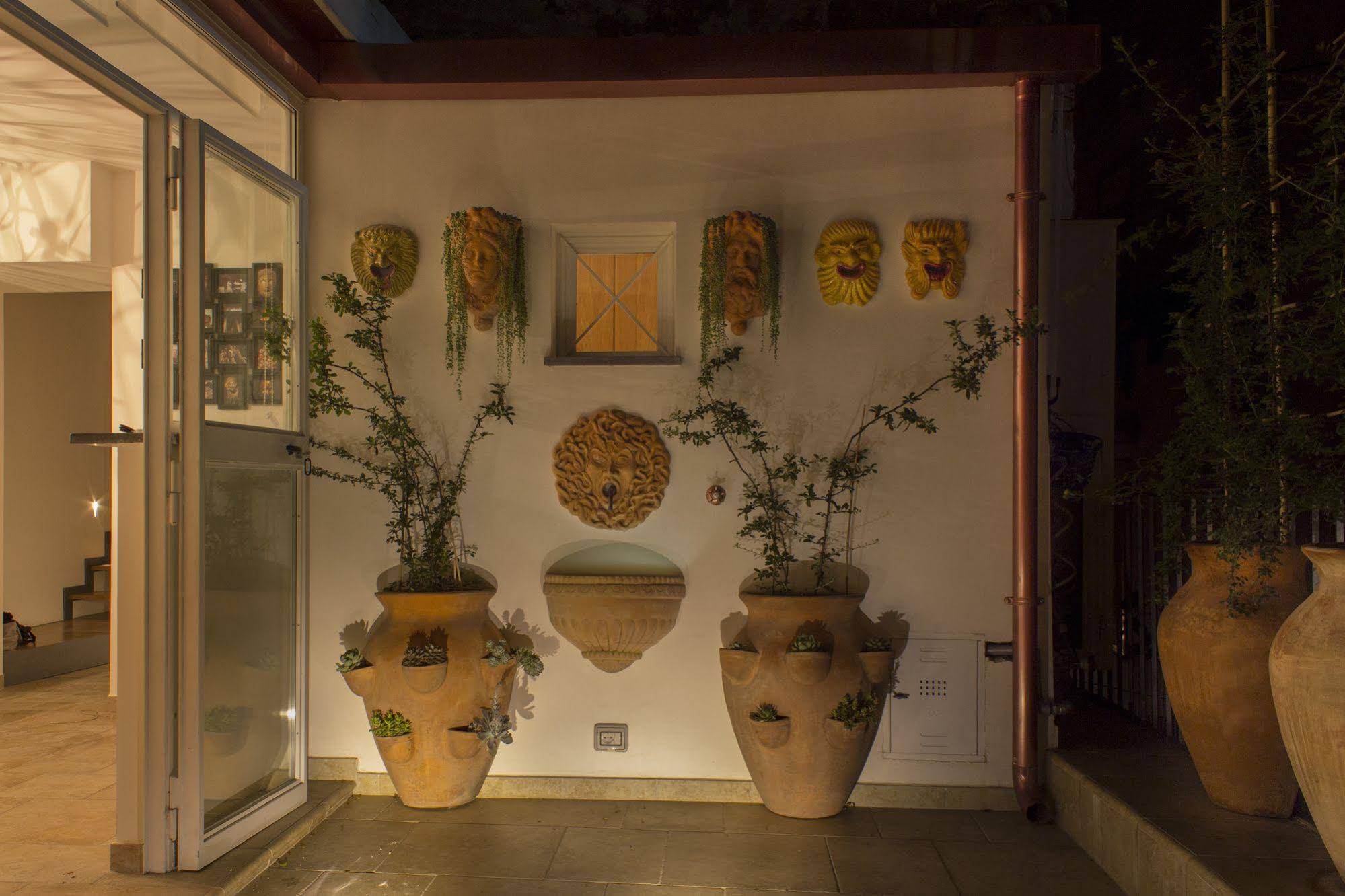 Casa Latina Bed and Breakfast