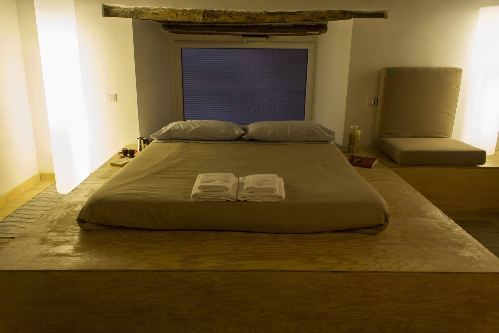 Casa Latina Bed and Breakfast