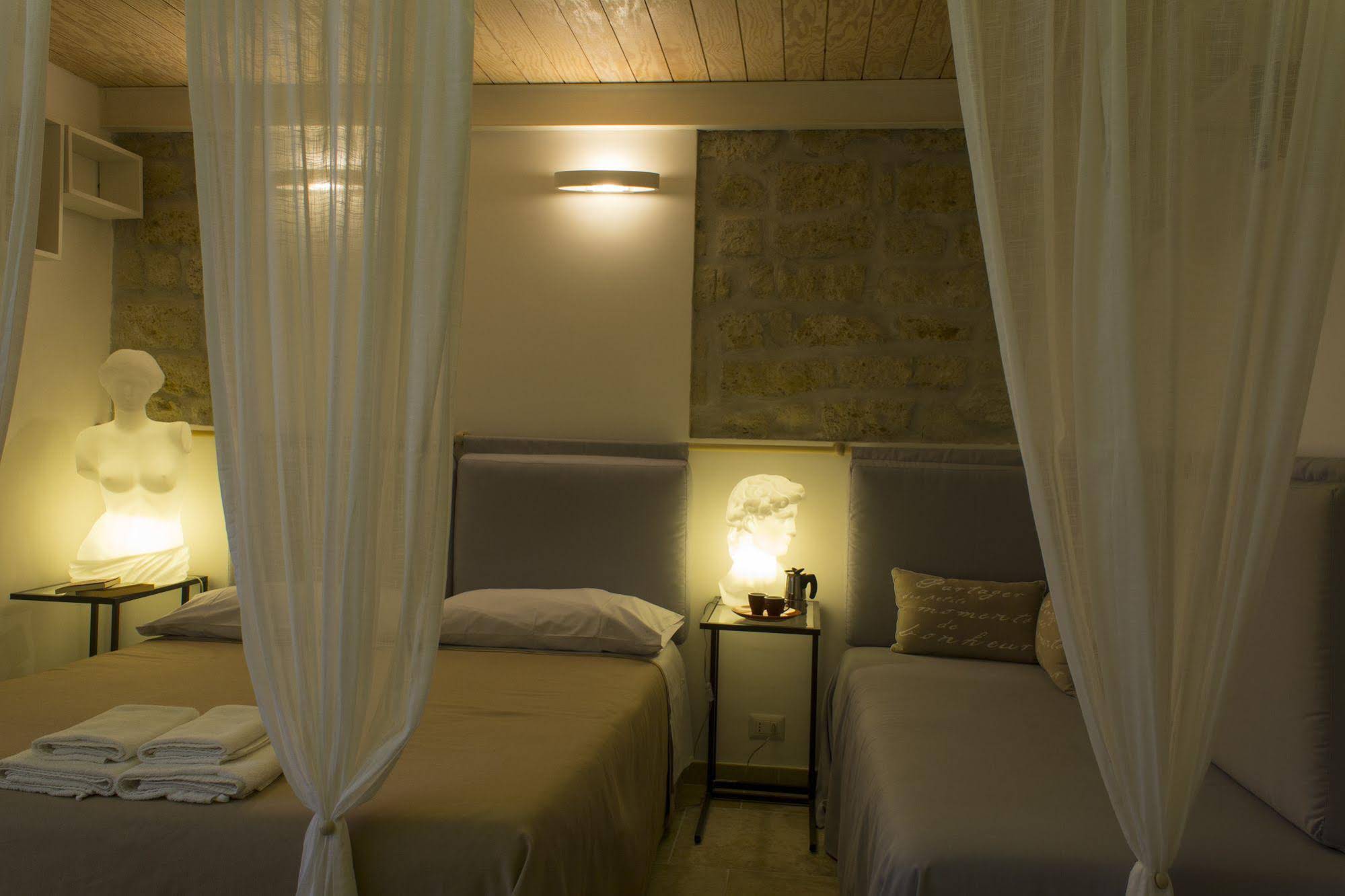 Casa Latina Bed and Breakfast