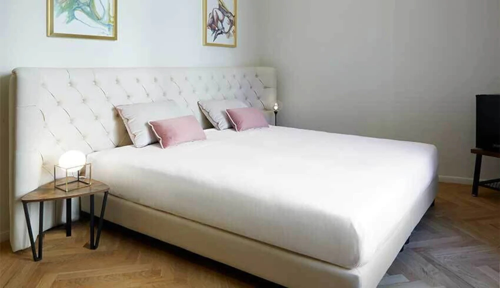 Casa Vittoria Napoli-Santa Lucia