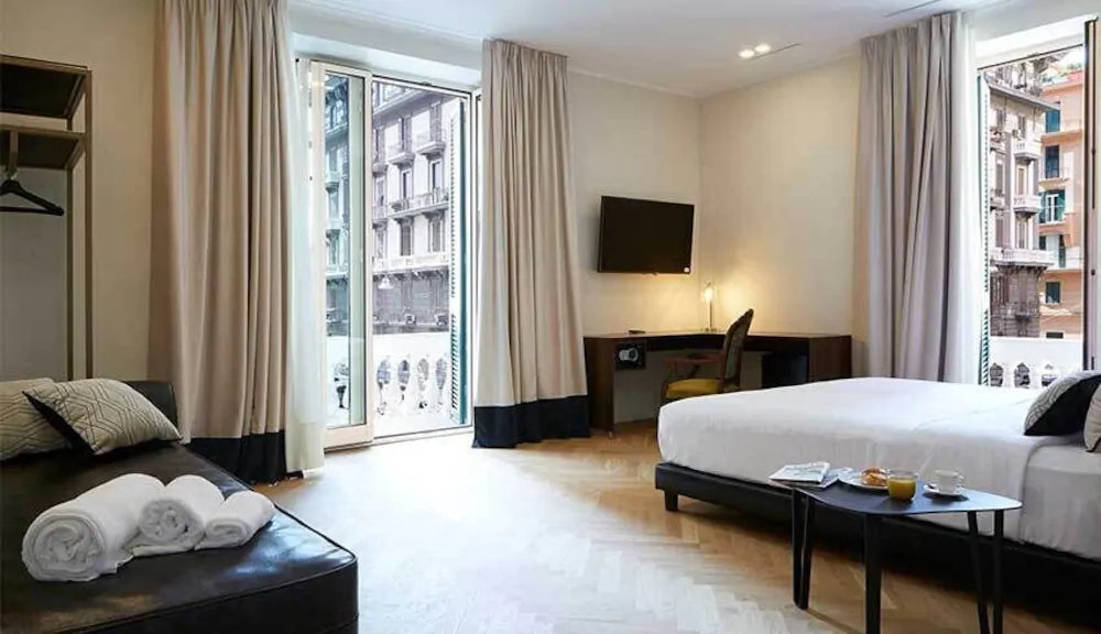 Casa Vittoria Napoli-Santa Lucia