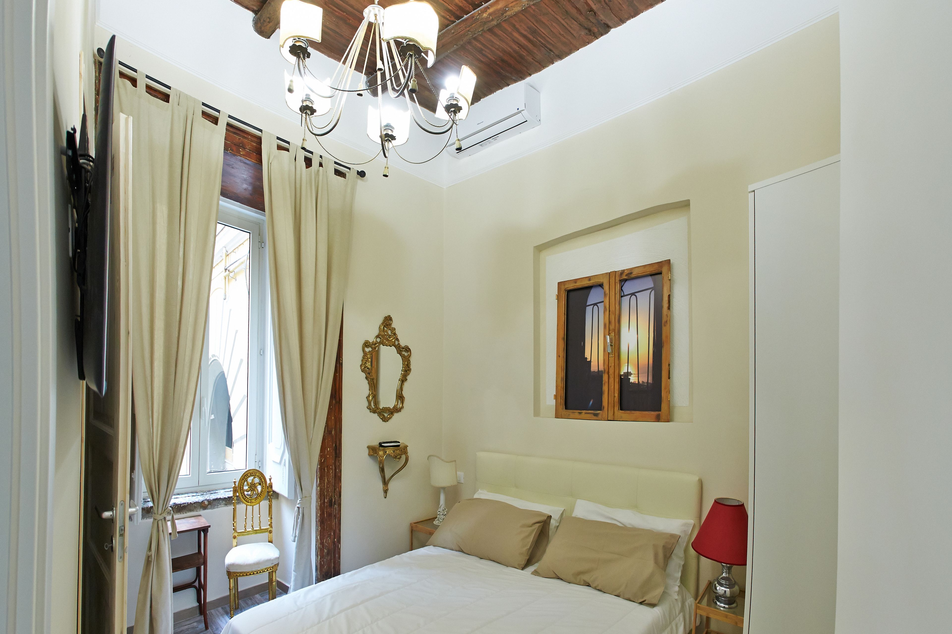 Corso 211 Beds & Suites