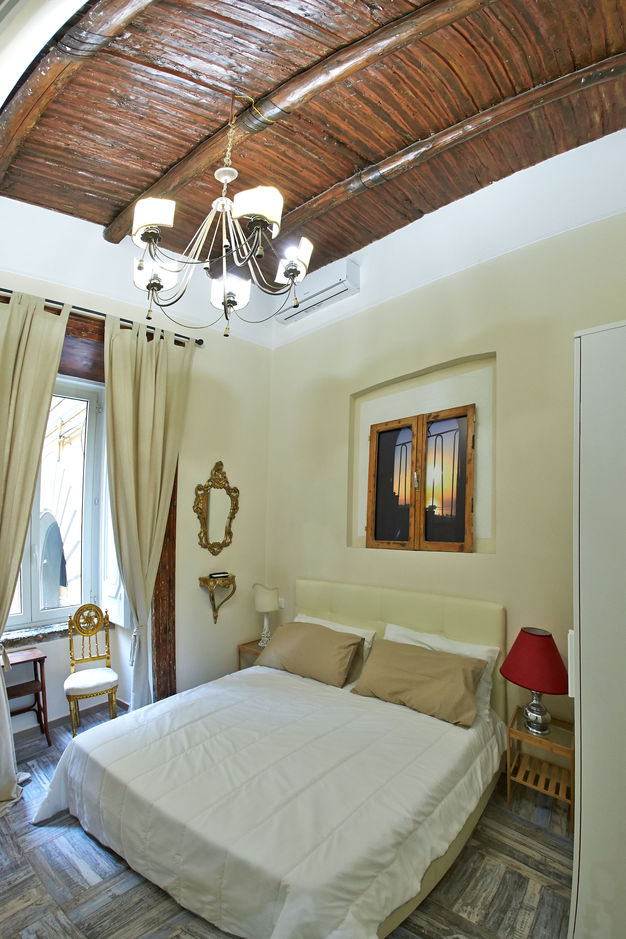 Corso 211 Beds & Suites