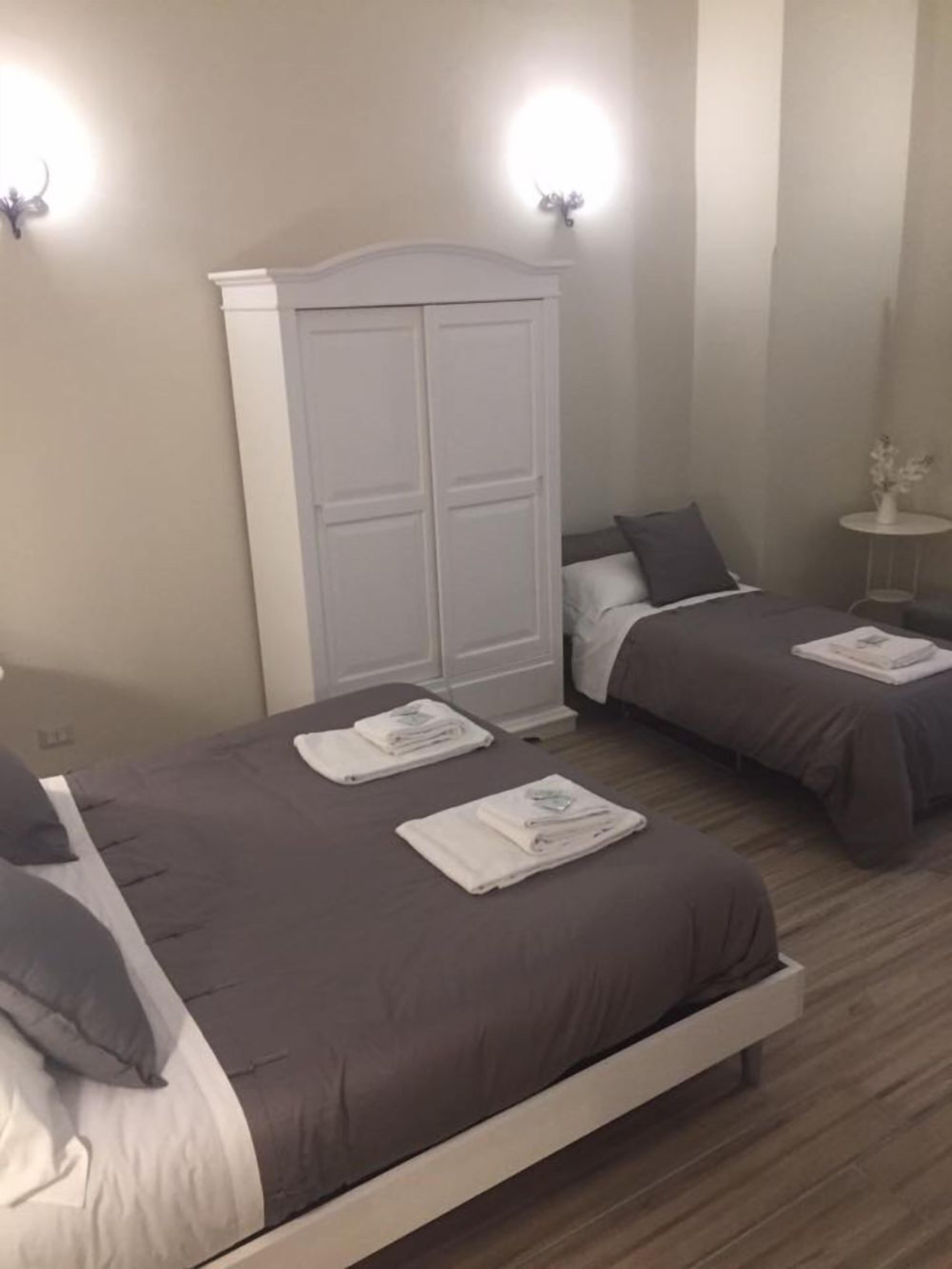 Da Polly A Piazza Amedeo