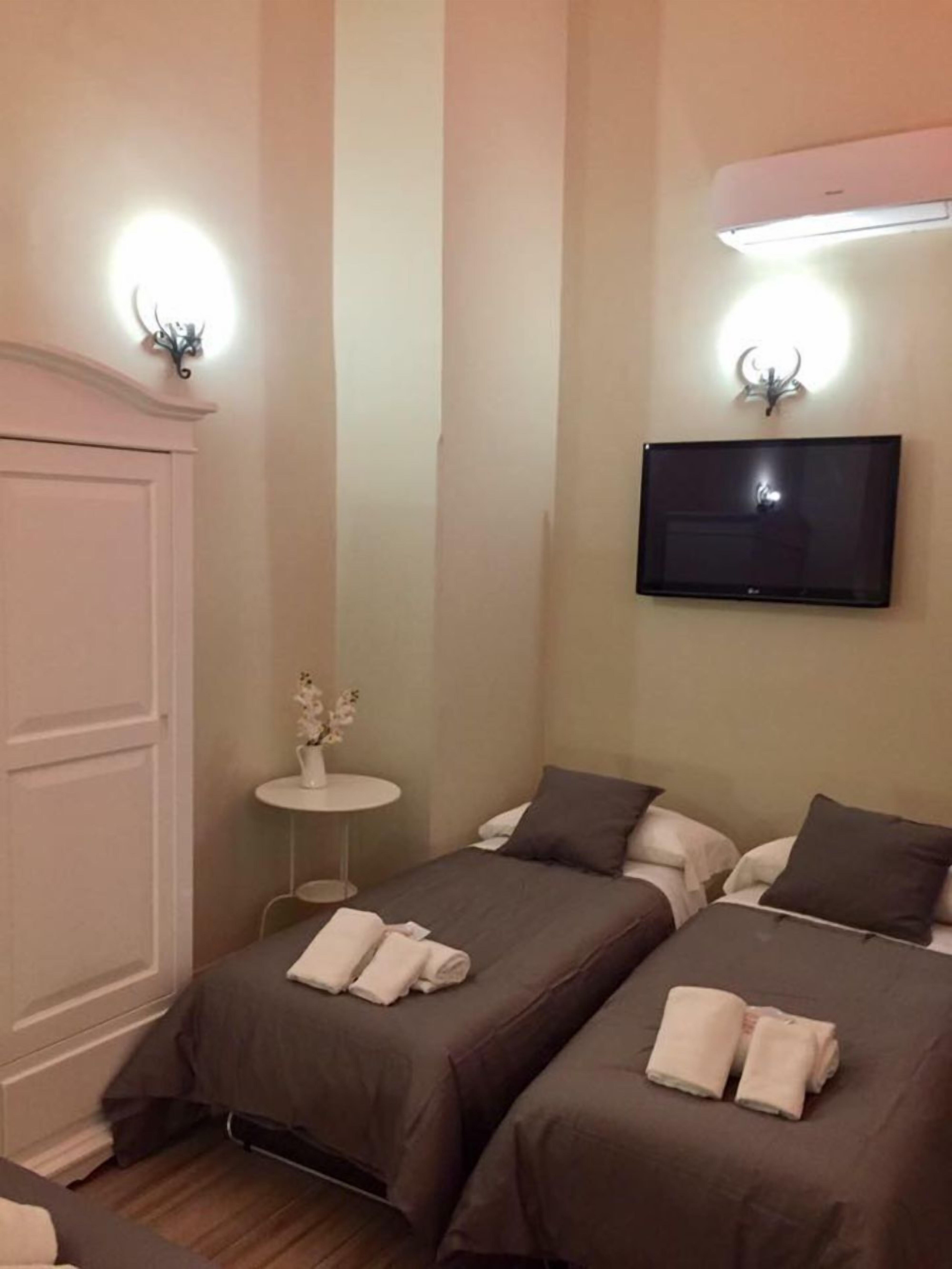 Da Polly A Piazza Amedeo