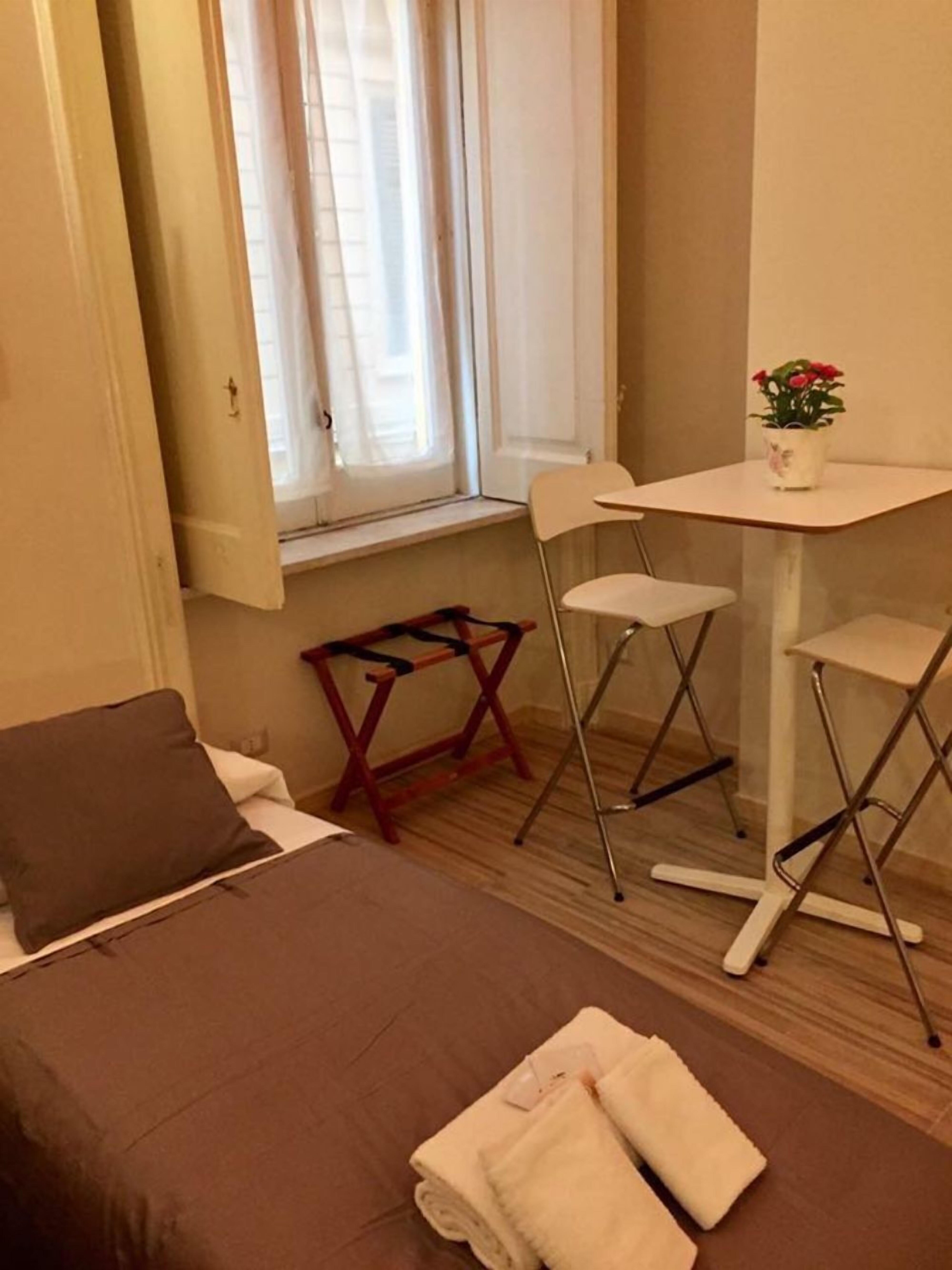 Da Polly A Piazza Amedeo