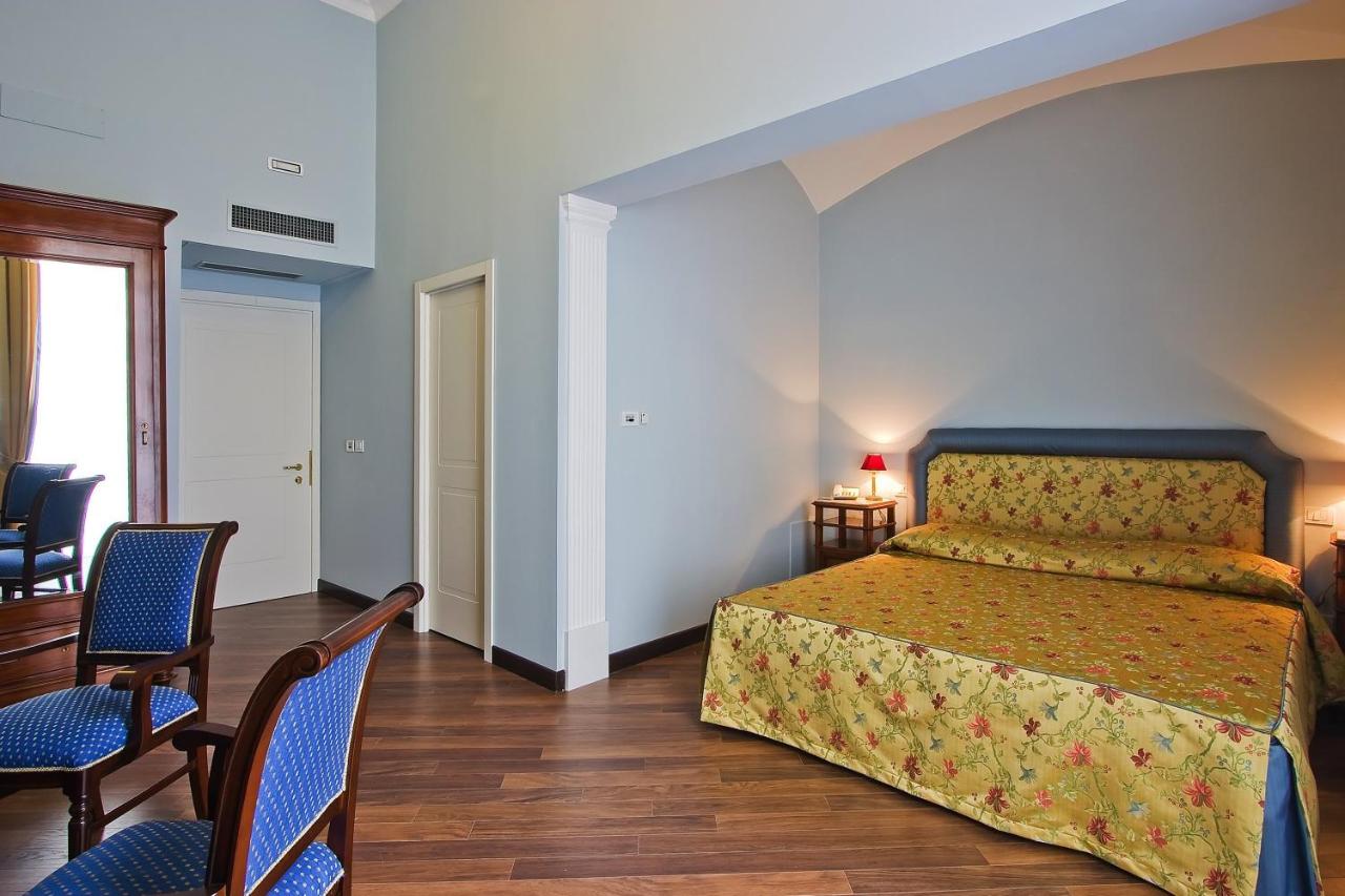 Decumani Hotel de Charme