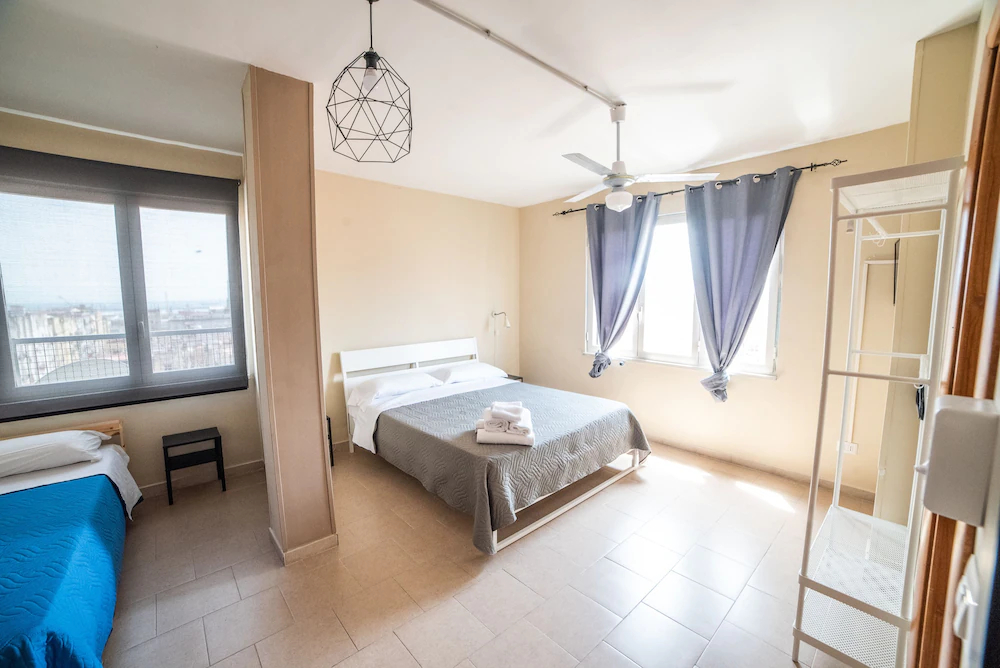 Departure Rooms & Hostels