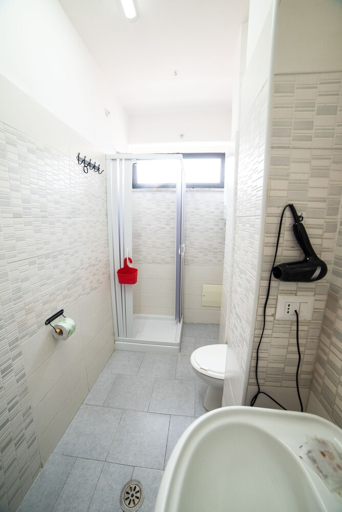 Departure Rooms & Hostels