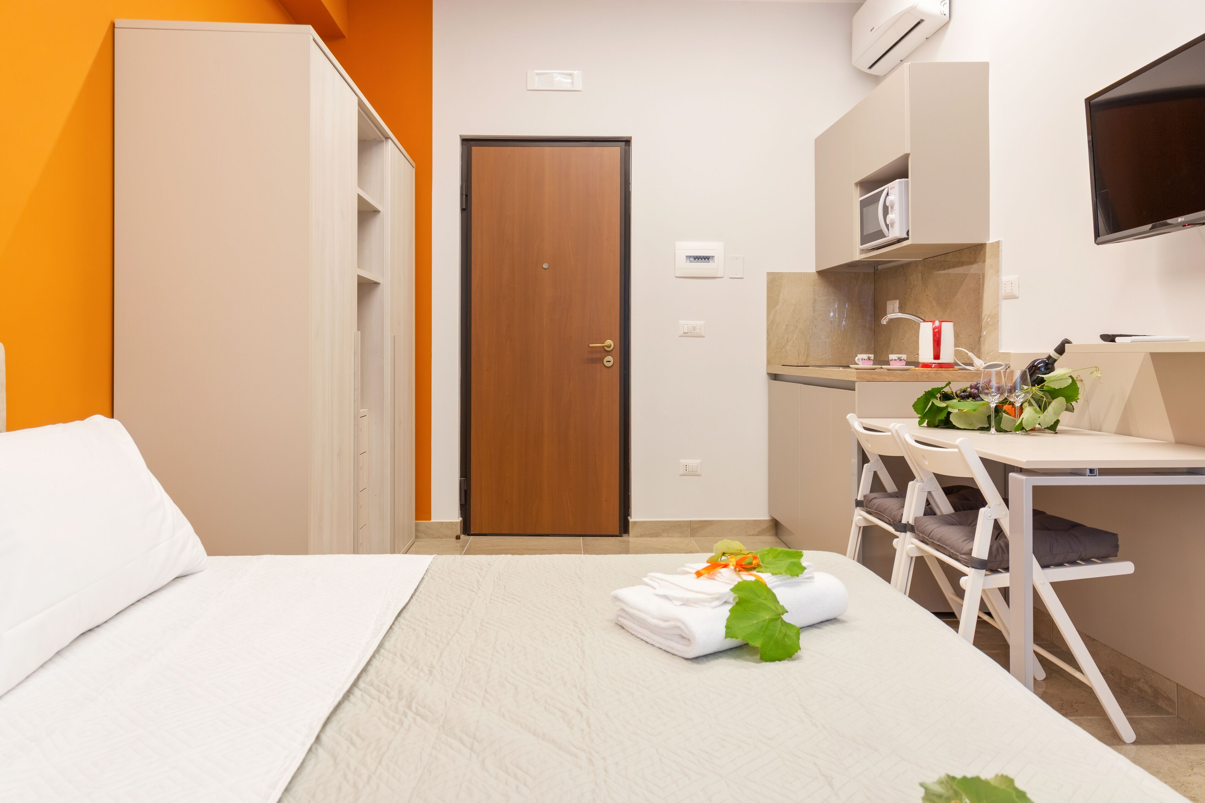 Devon Metro Studio Apartments