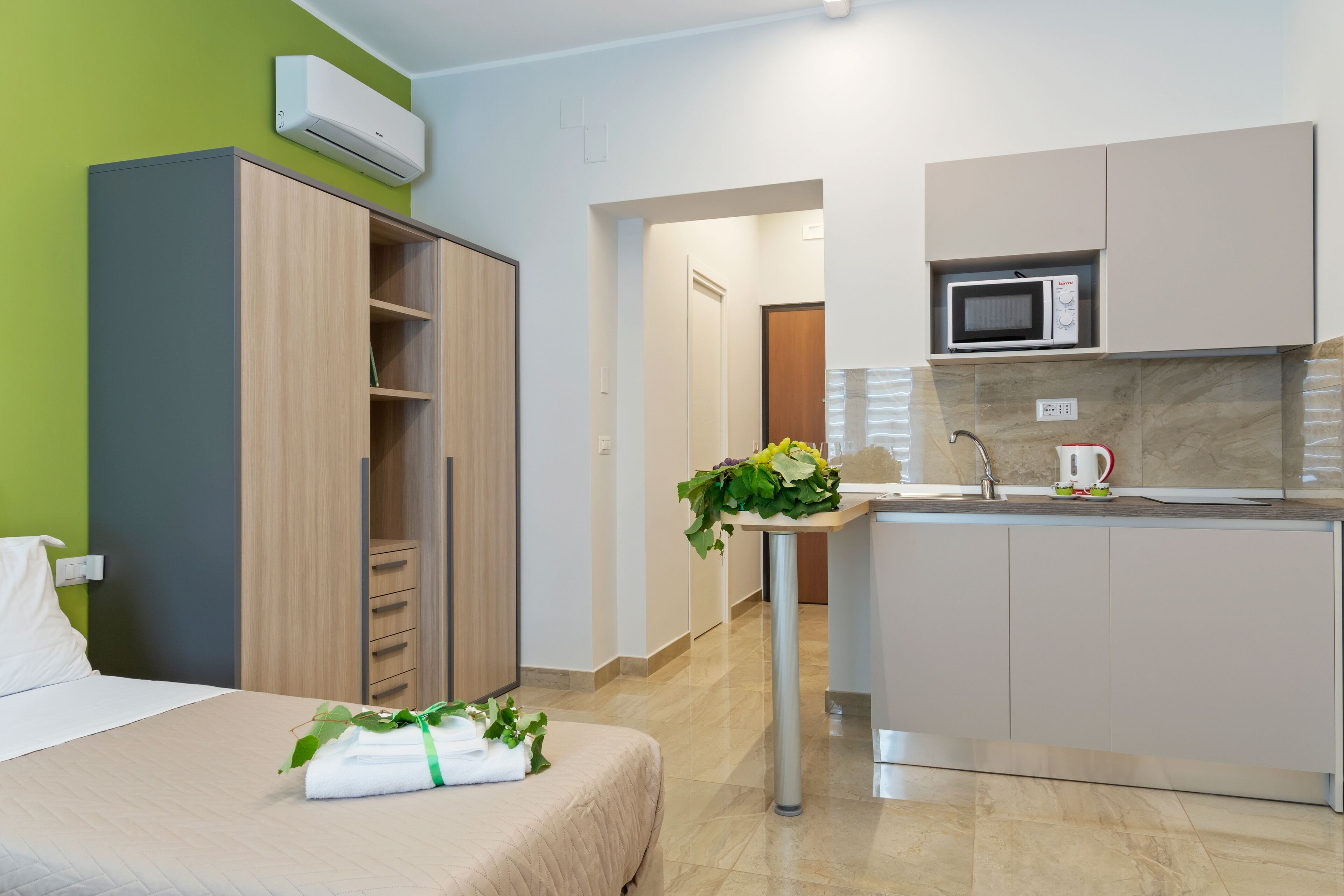 Devon Metro Studio Apartments