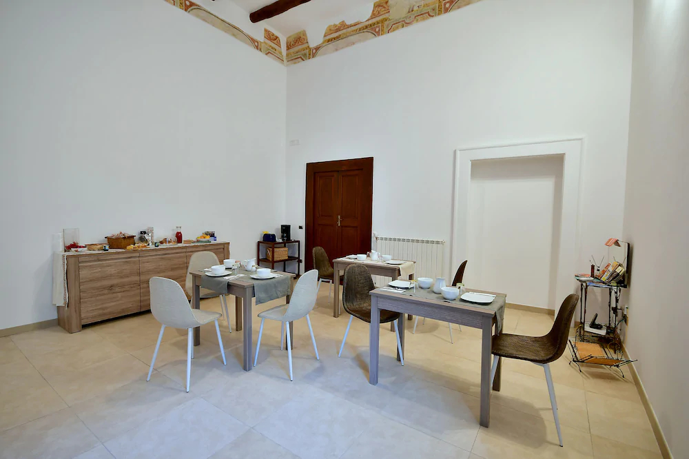 Di Affreschi E Volte