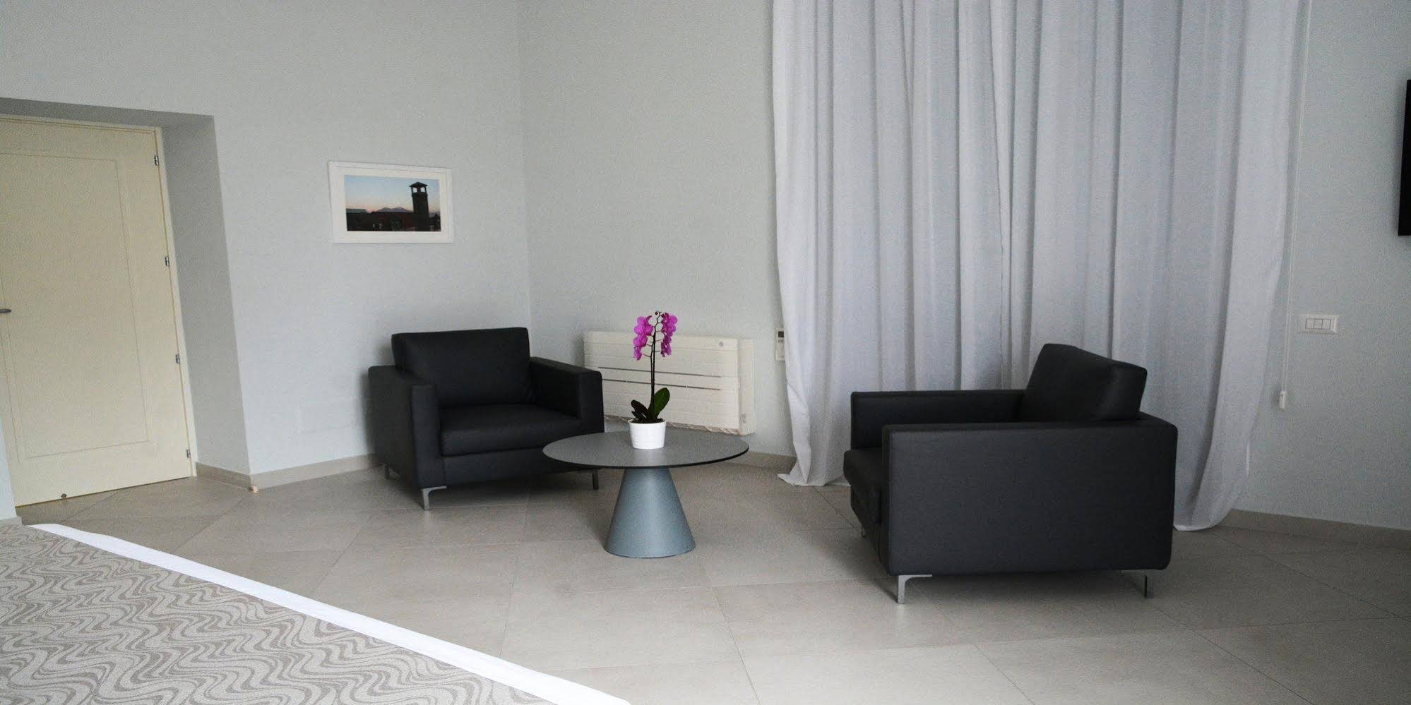 Dioniso's Apartments