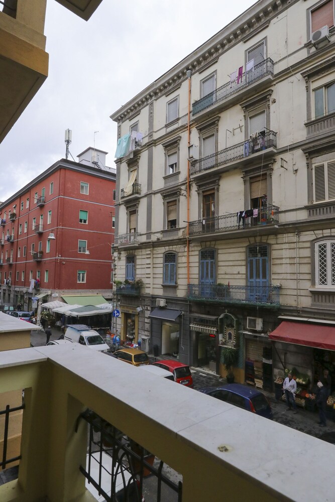 Donn'Anna Bed & Breakfast