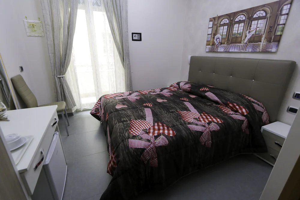 Donn'Anna Bed & Breakfast