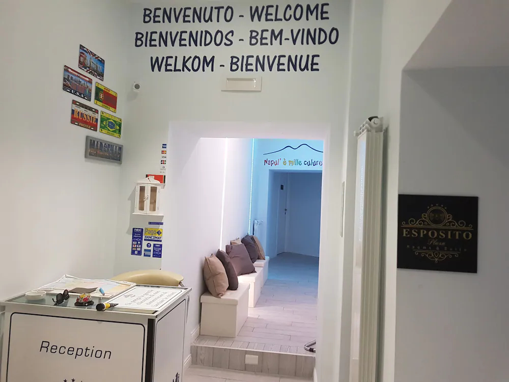 Esposito Plaza-Rooms & Suite