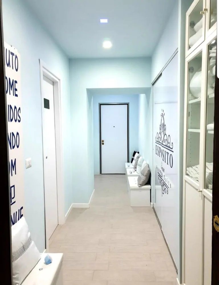 Esposito Plaza-Rooms & Suite