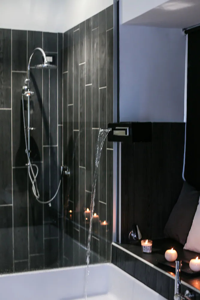 Esposito Plaza-Rooms & Suite