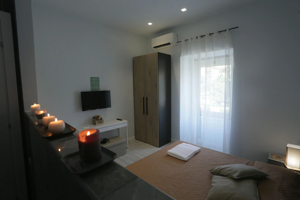 Esposito Plaza-Rooms & Suite