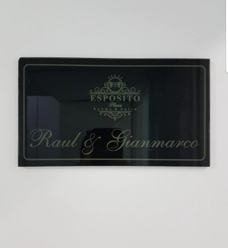 Esposito Plaza-Rooms & Suite