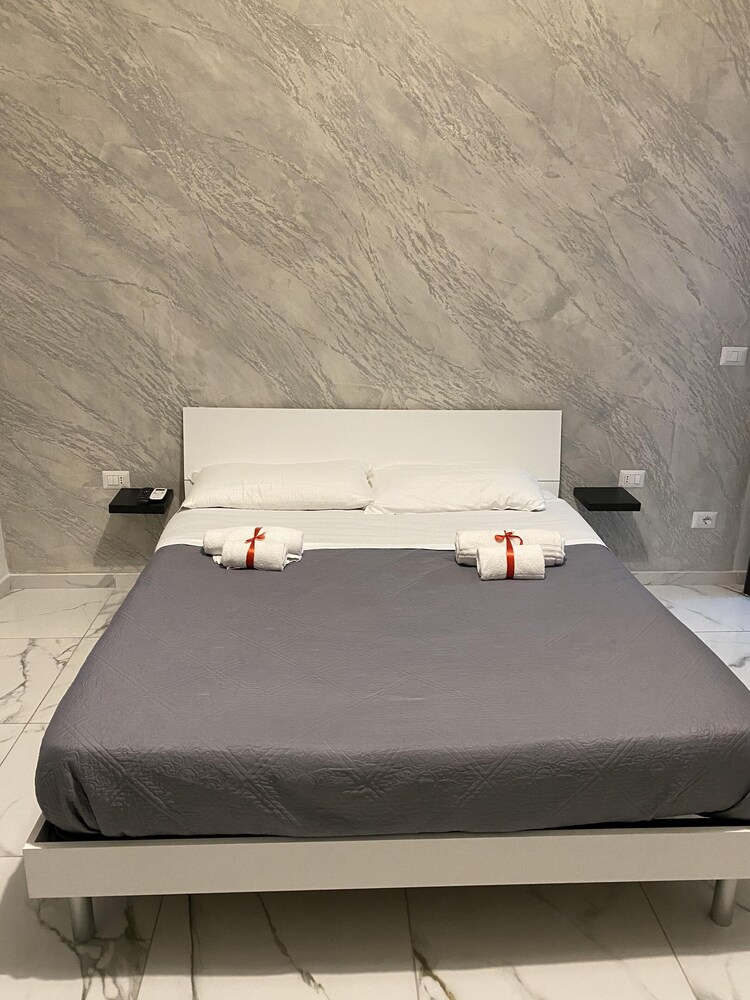 Ferdinando Sanfelice B&B