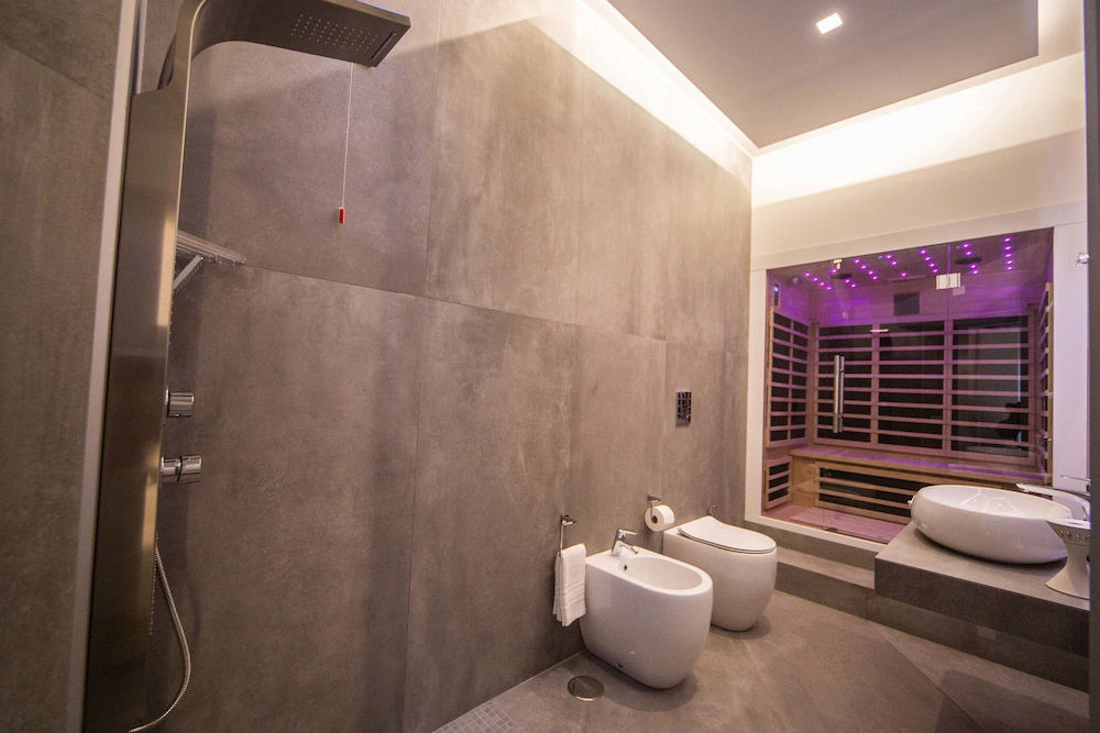 Gallery Suite Naples