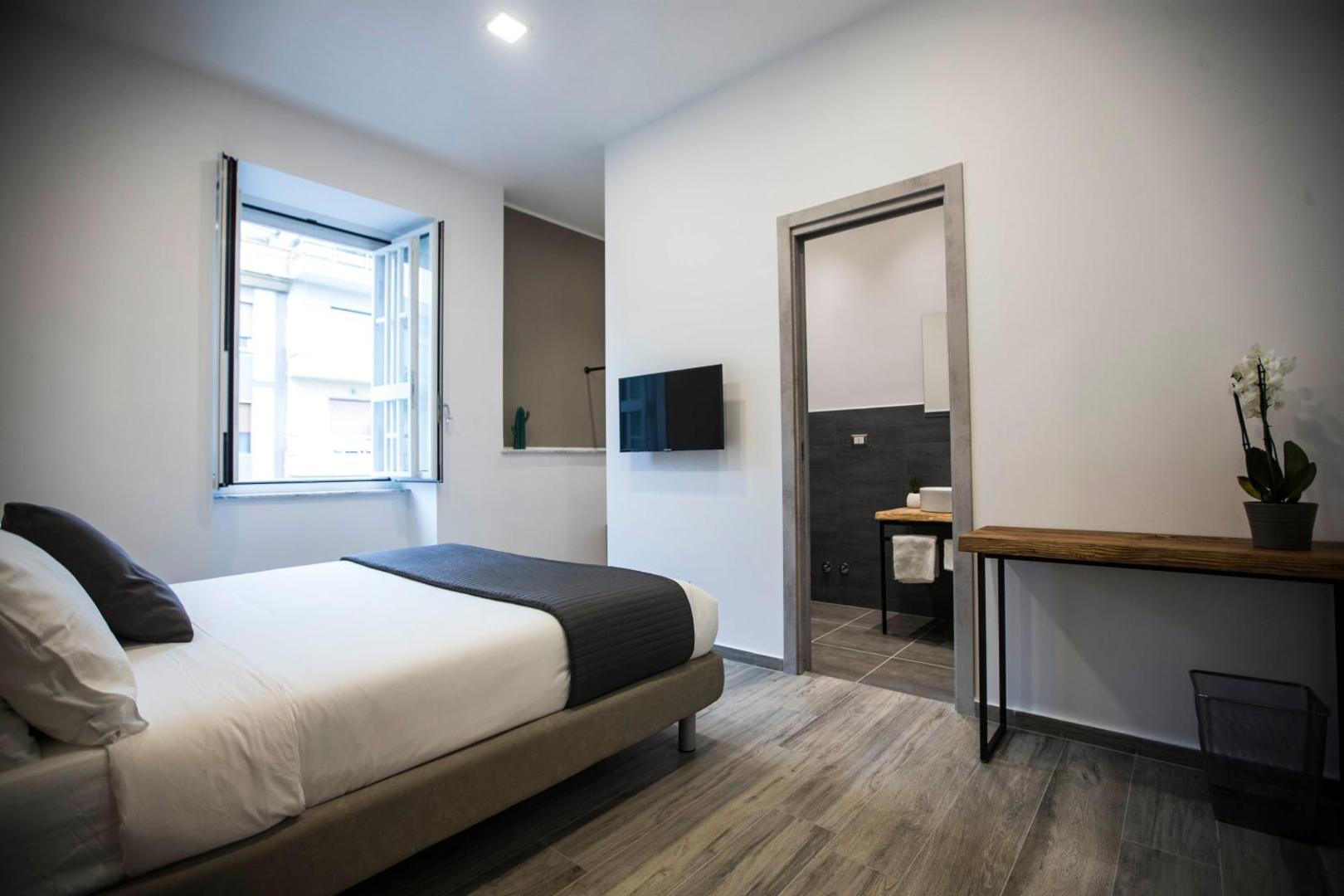 GB Napoli Central Station