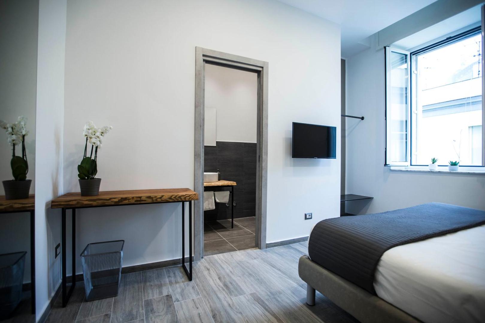 GB Napoli Central Station