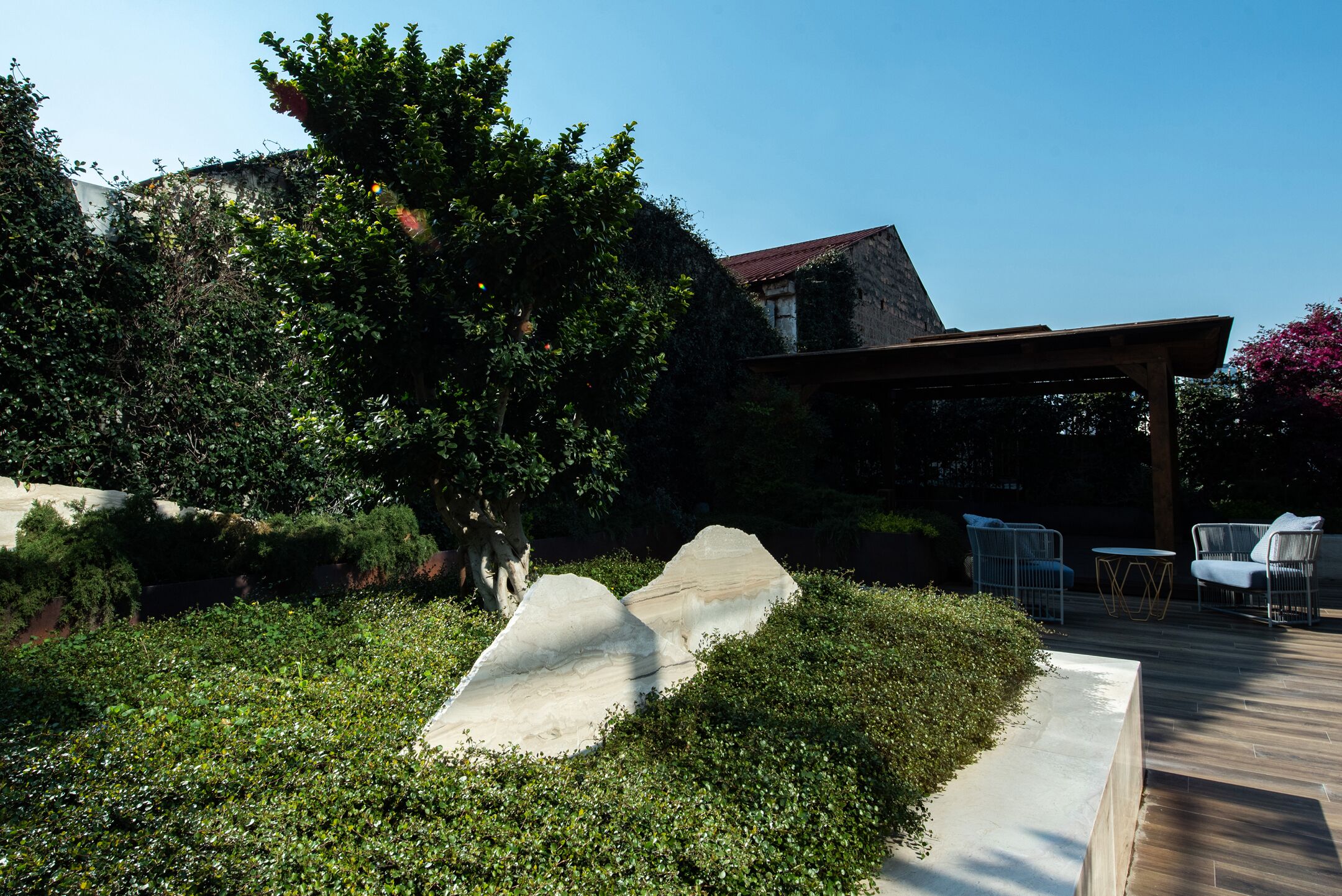 Gold Tower Lifestyle Hotel