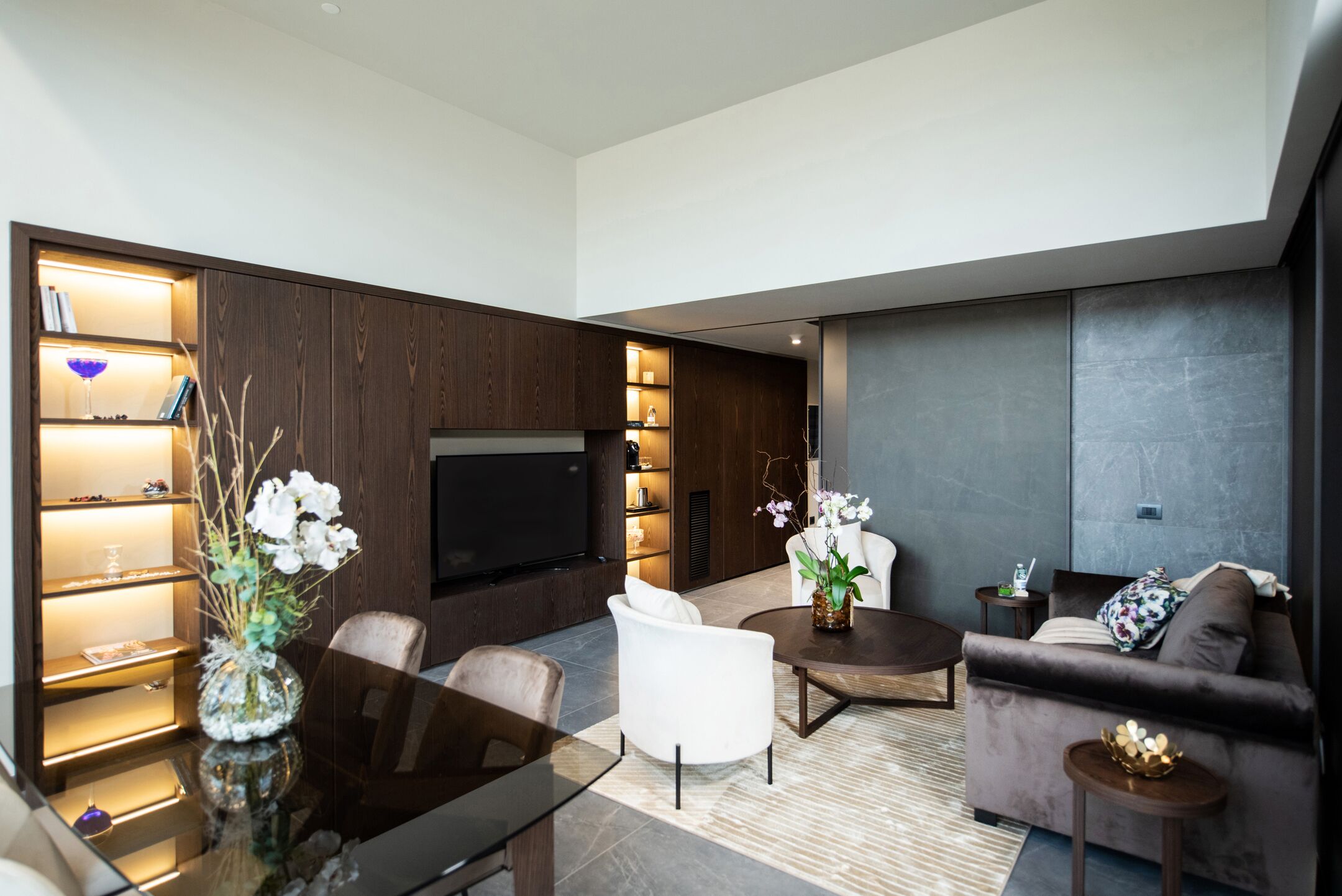 Gold Tower Lifestyle Hotel