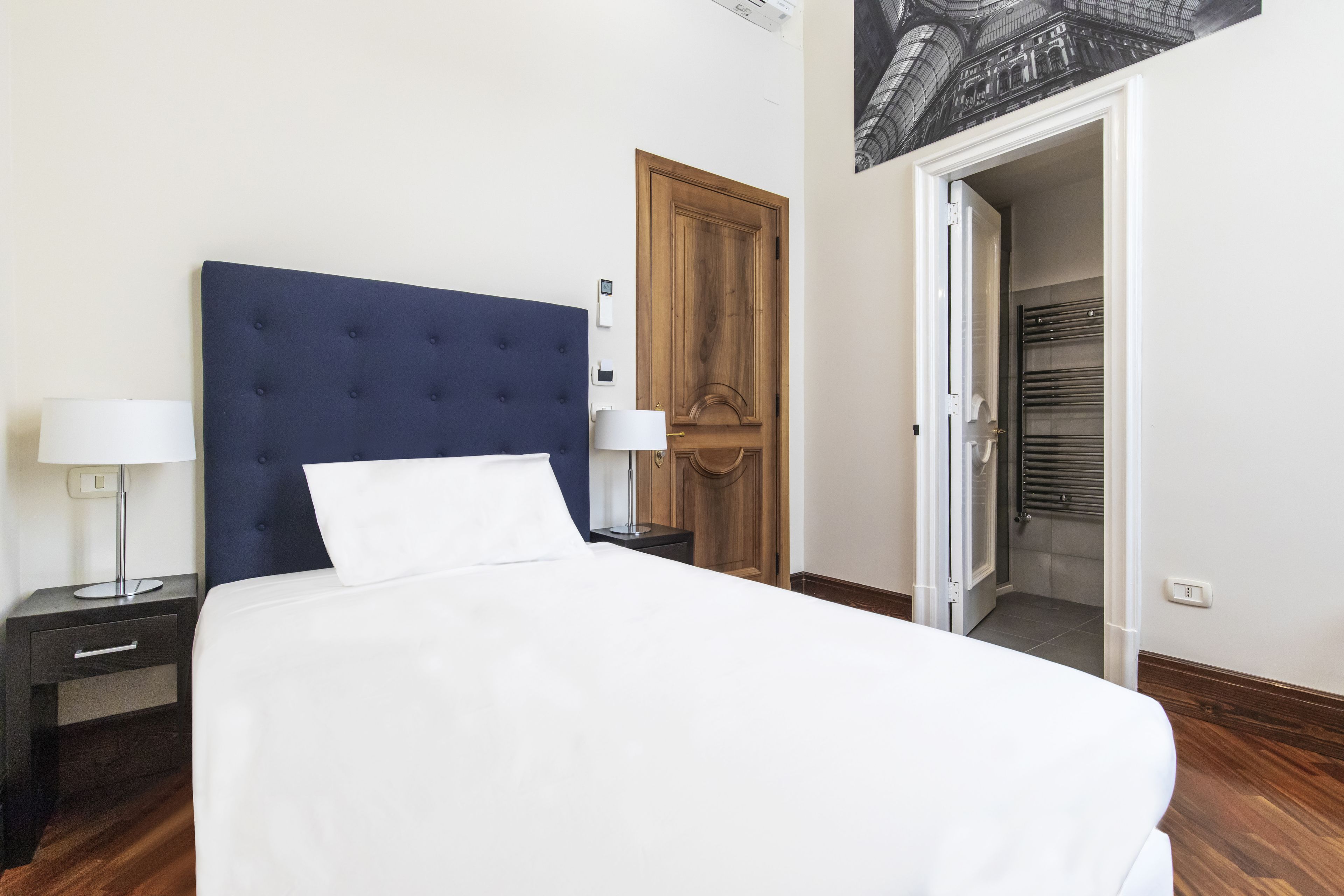 Gramsci Suites & Apartments