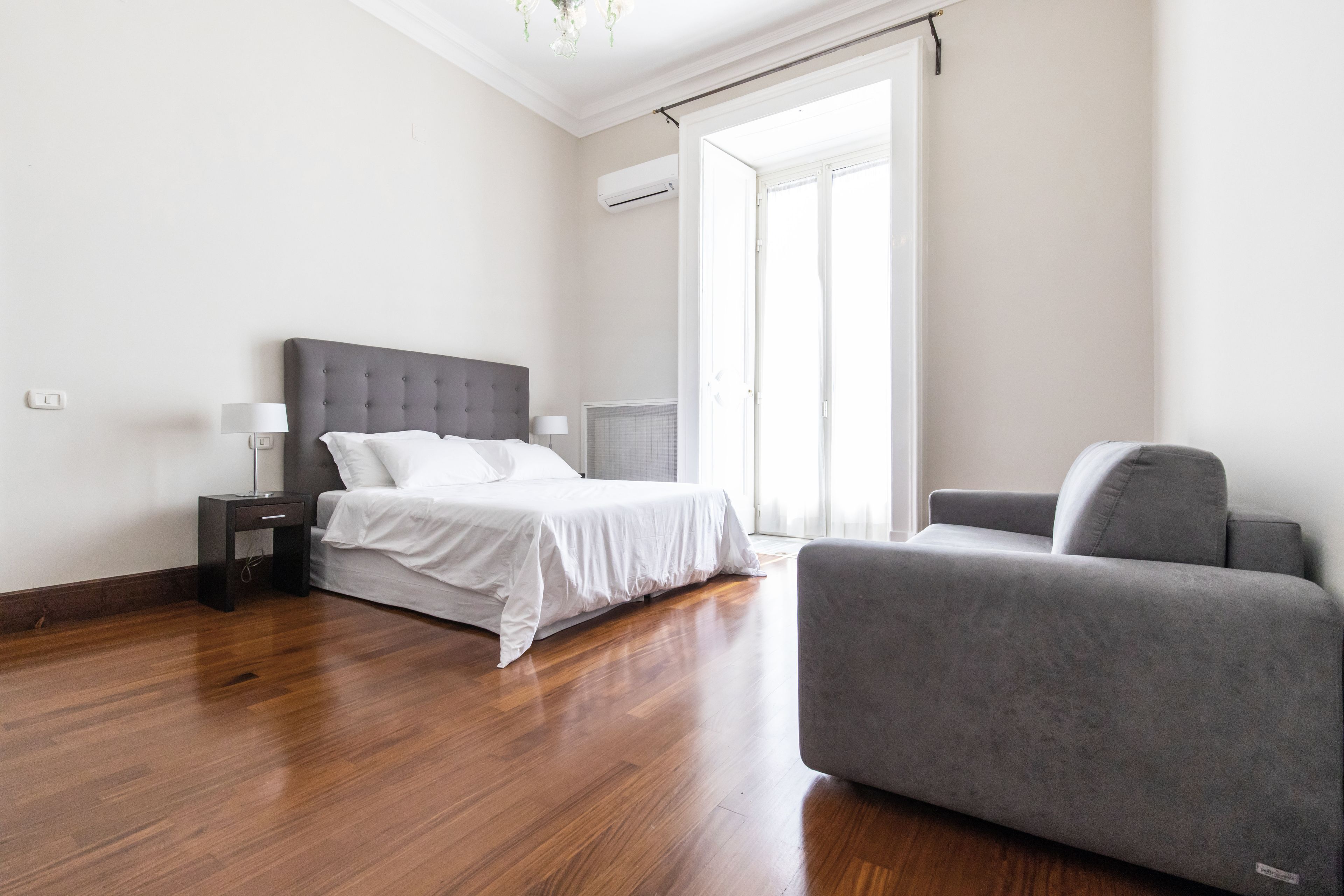 Gramsci Suites & Apartments