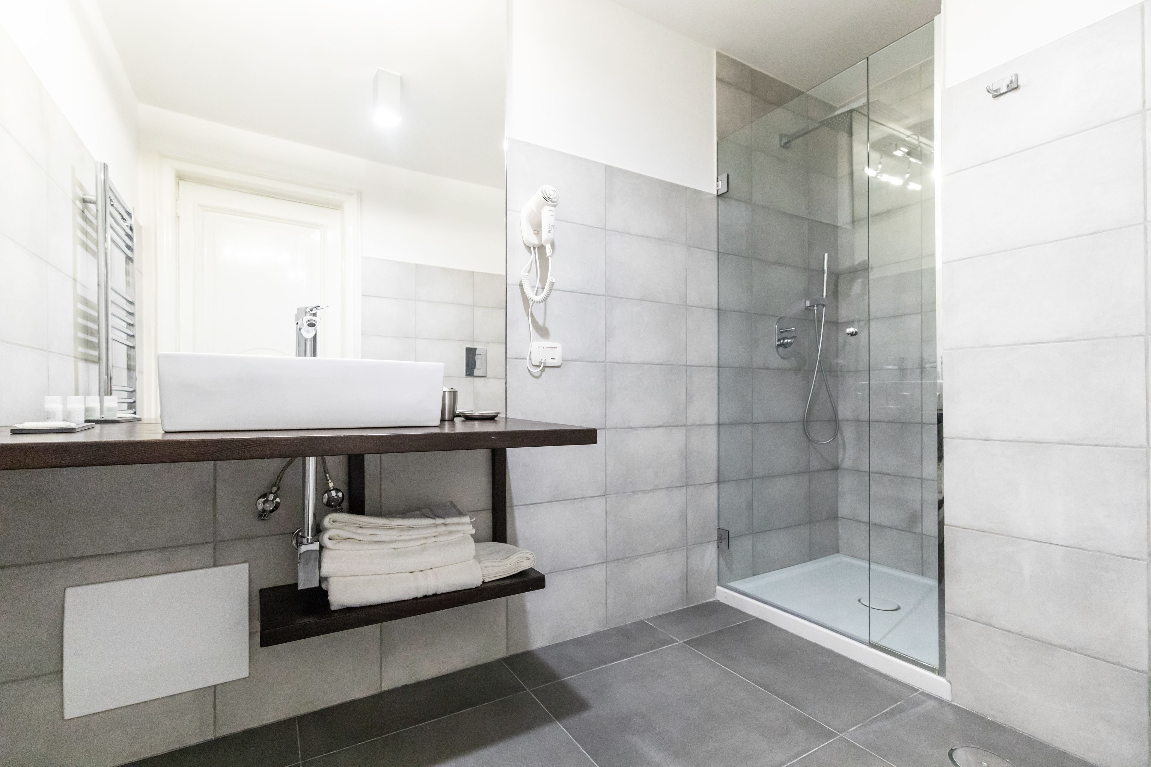 Gramsci Suites & Apartments