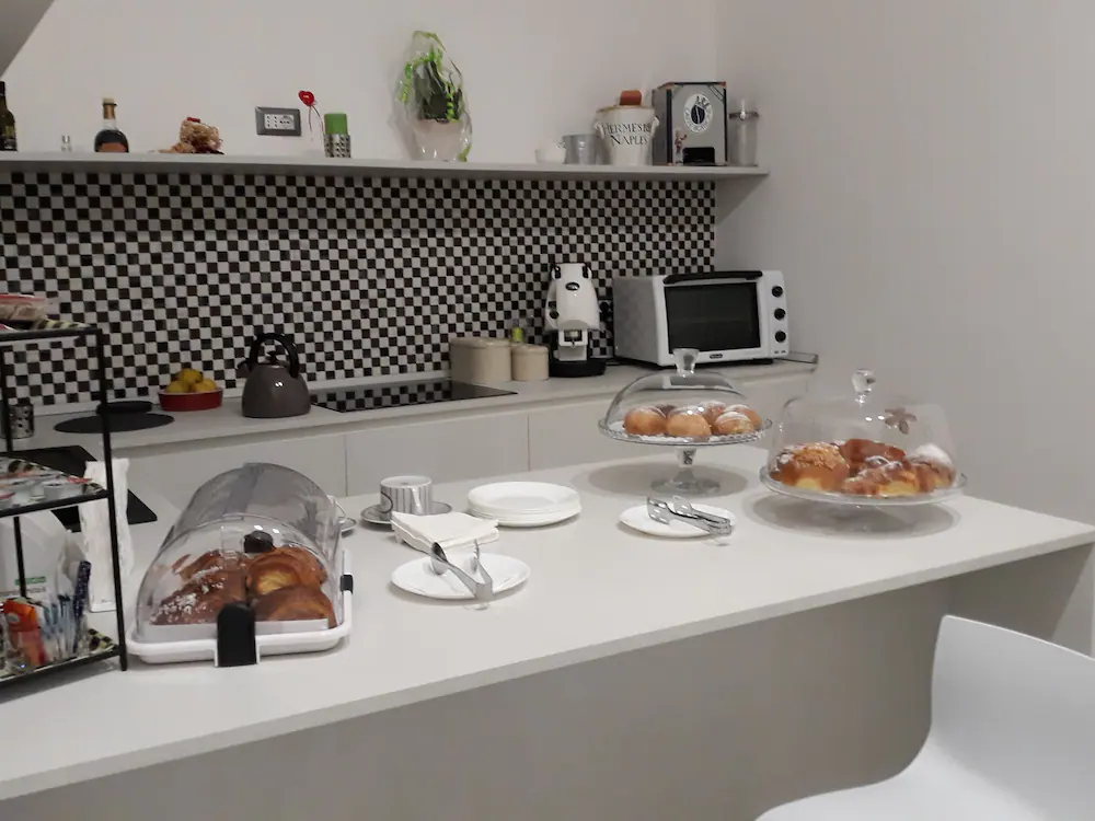 Hermes Rooms For Tourists