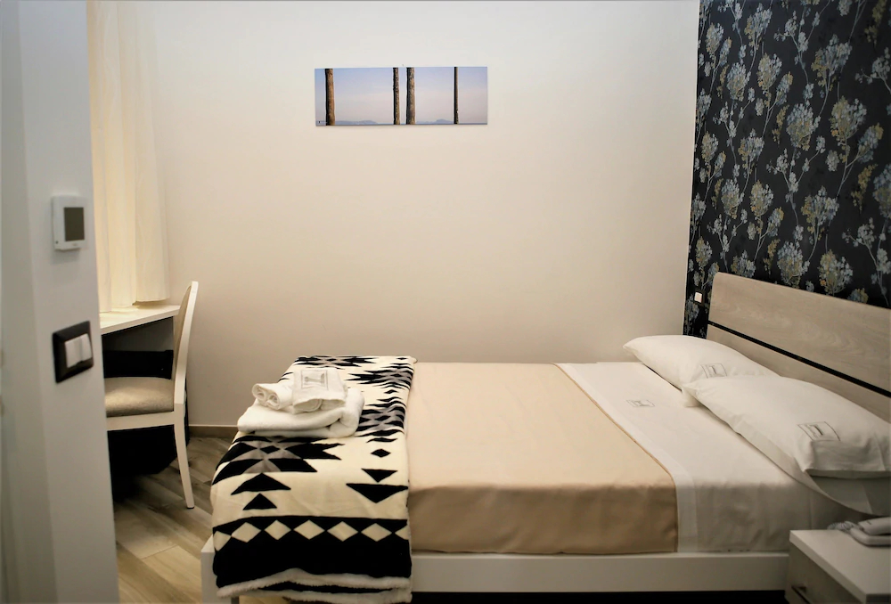 Hermes Rooms For Tourists