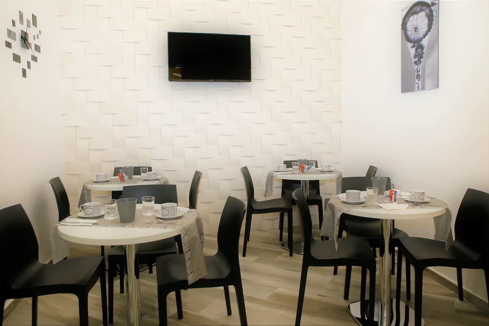 Hermes Rooms For Tourists