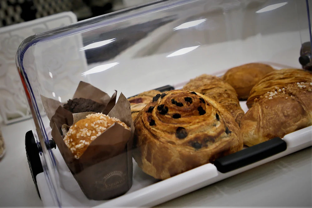 Hermes Rooms For Tourists