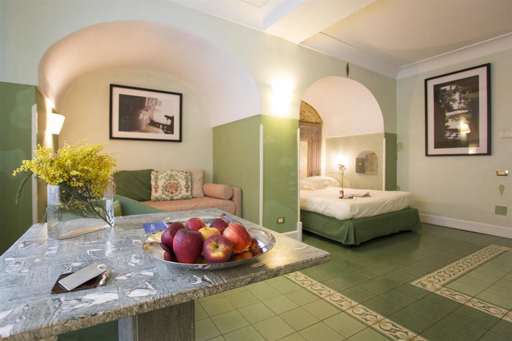 Hotel Costantinopoli 104