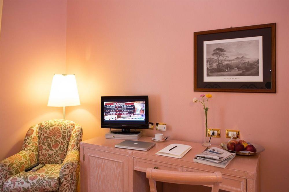 Hotel Costantinopoli 104