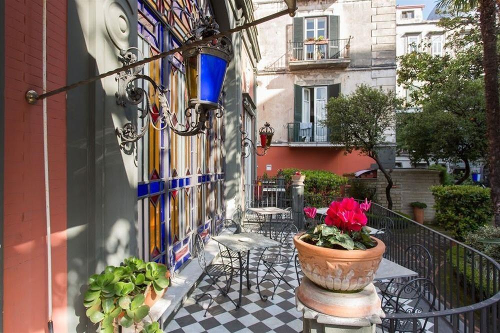 Hotel Costantinopoli 104