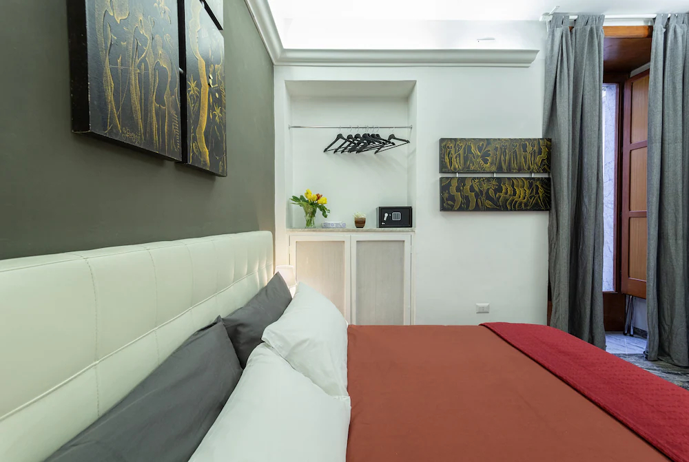 Il Ventre Di Napoli Broggia