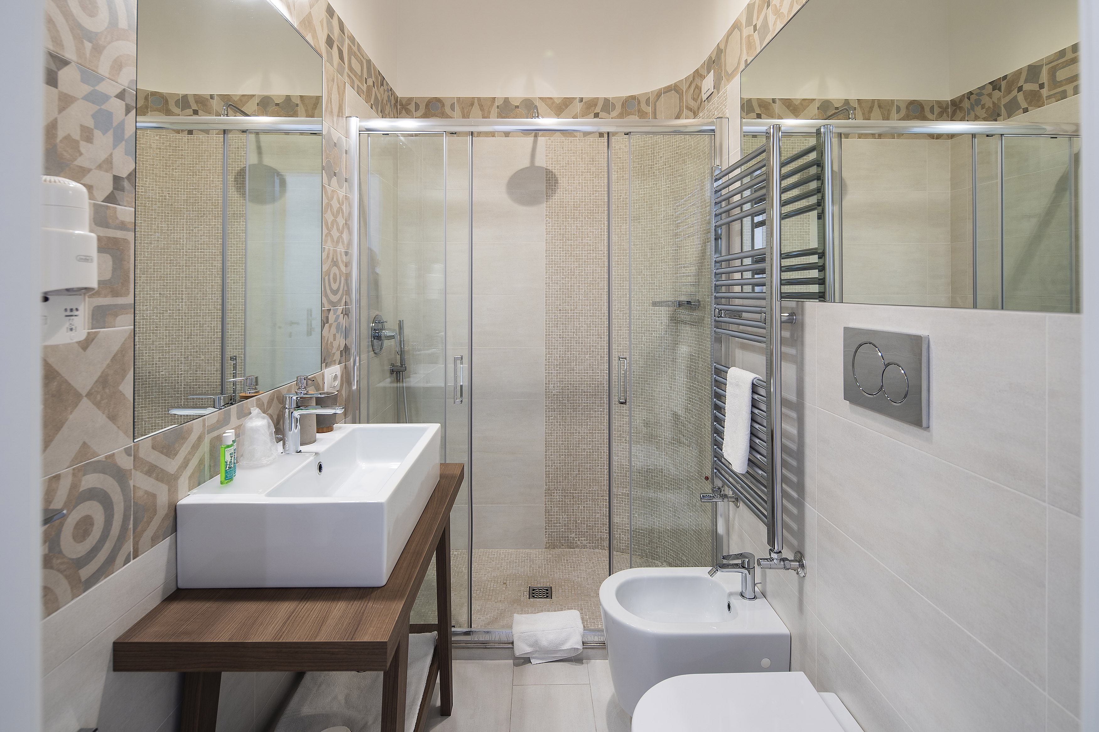 IstayinToledo Luxury Guest House