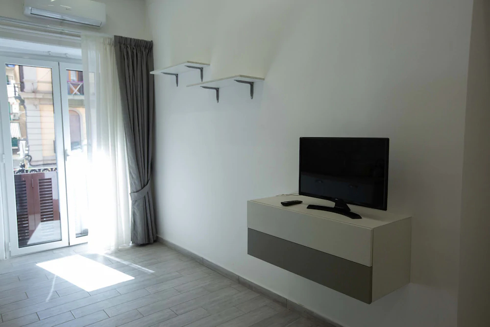 La Corte Dei Borboni